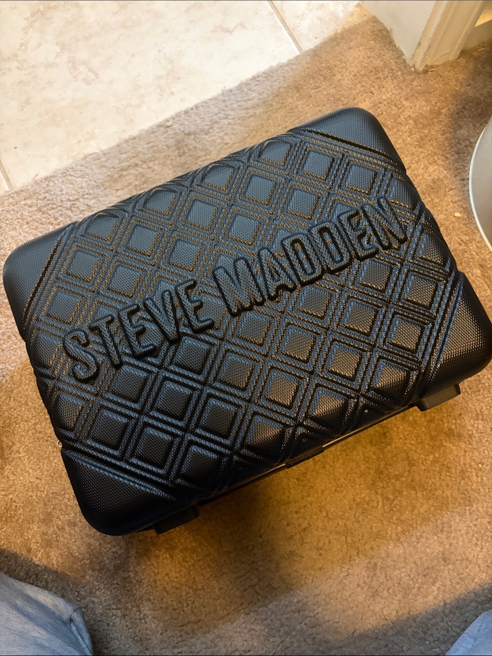 Steve Madden Black Quilted Travel Carry Case